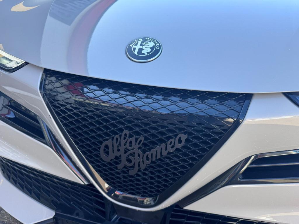 Alfa Romeo Junior elettrica 54 kwh