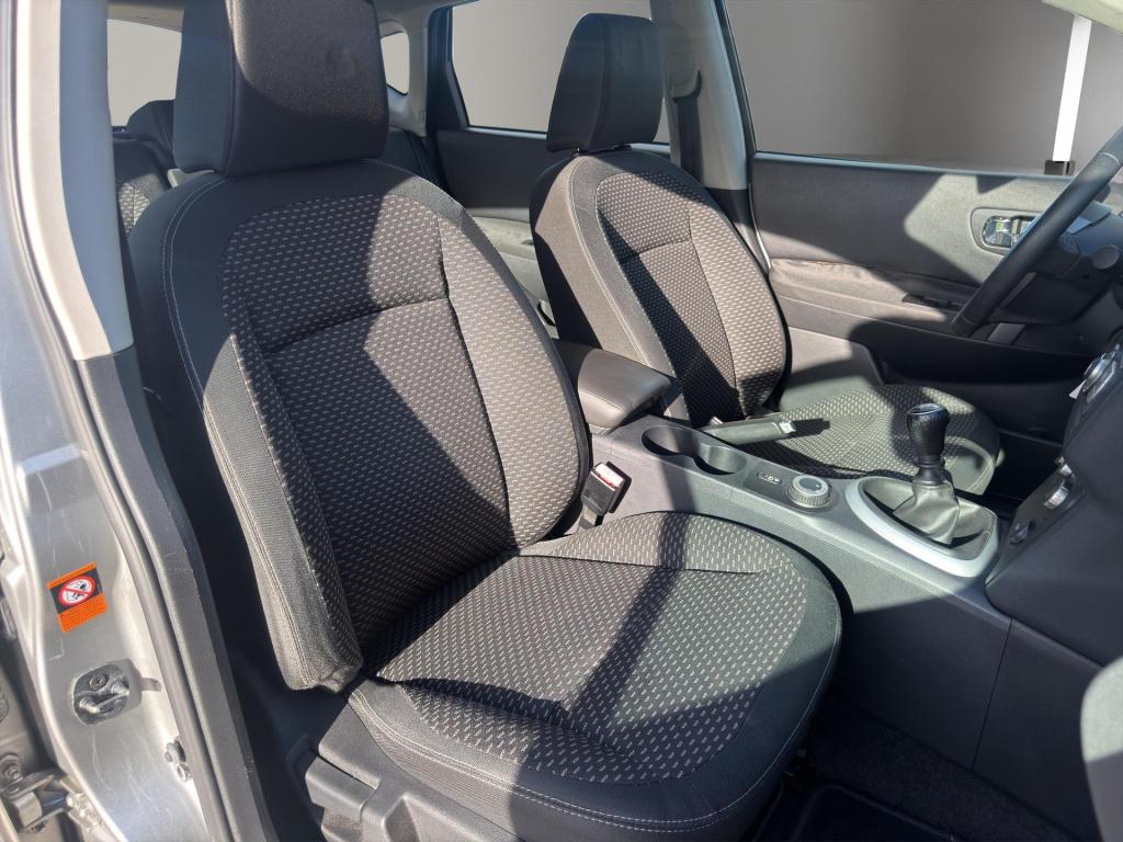 Nissan Qashqai 2.0 tekna premium 4wd 4x4 clima camera