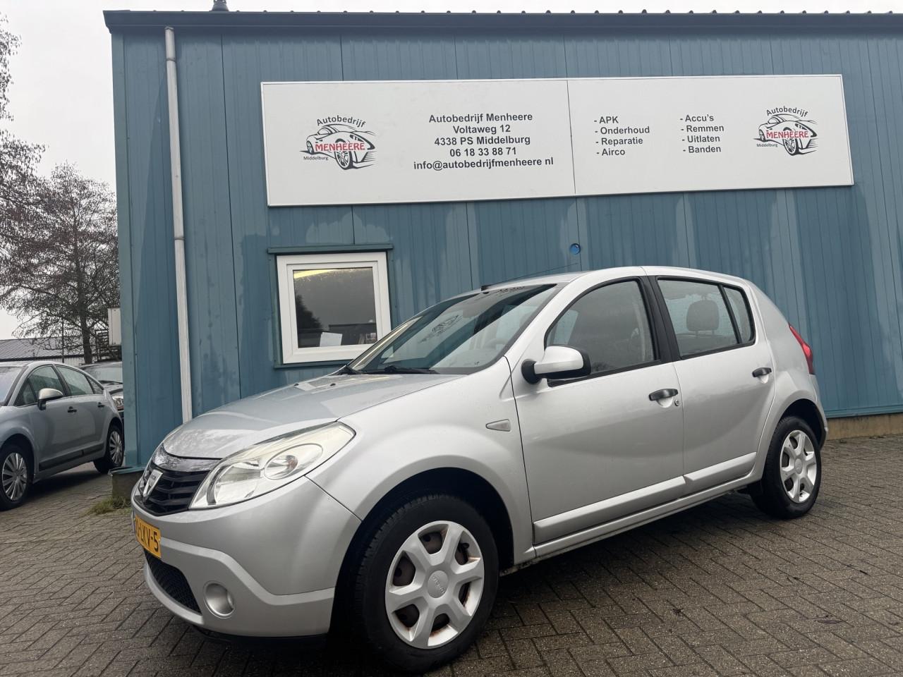 Dacia Sandero 1.2 16v 2010