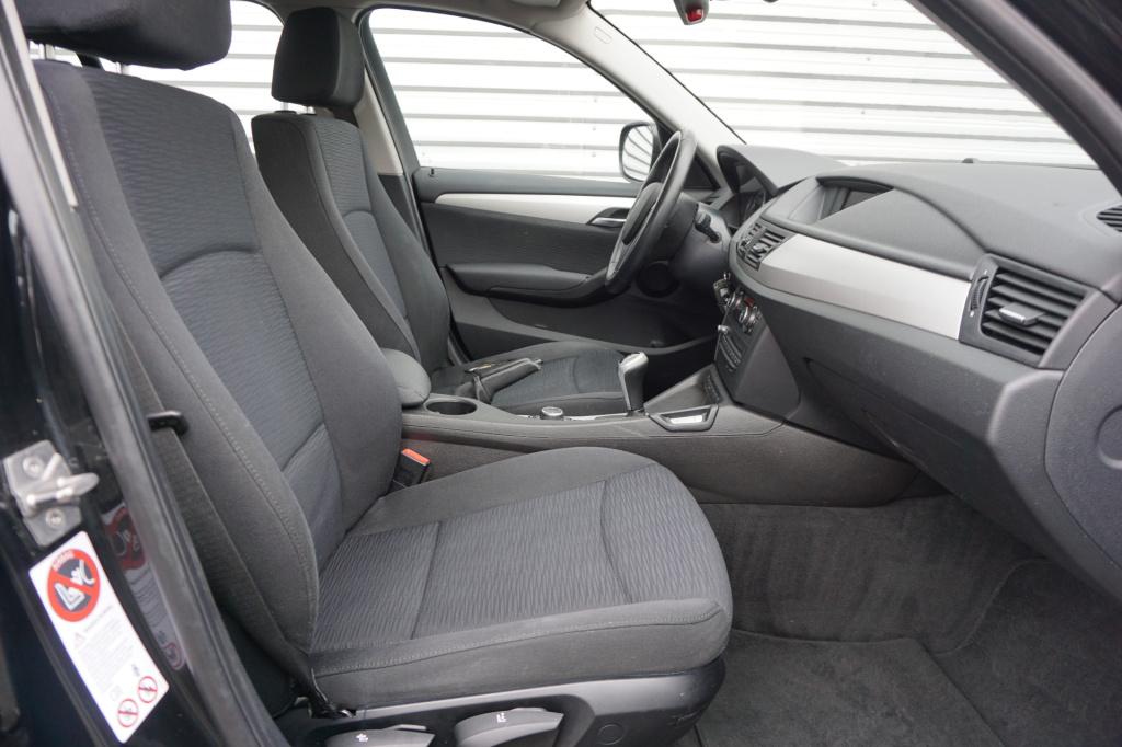 BMW X1 sdrive18i executive airco / navi / cruise / parkeers. / elektr. rame