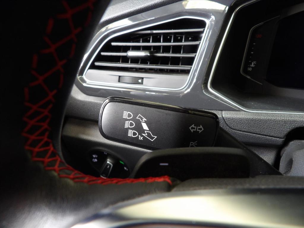 Volkswagen T-roc 1.5 tsi 150pk 7-dsg sport