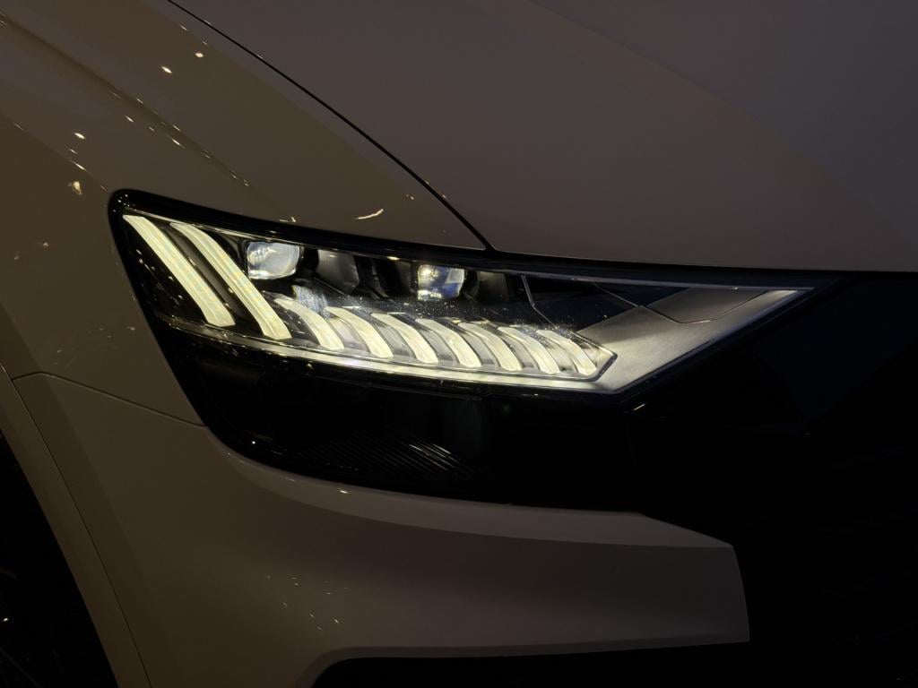 Audi Q8 55 tfsi e quattro pro line s | pano | leder | soft-close | head-up 