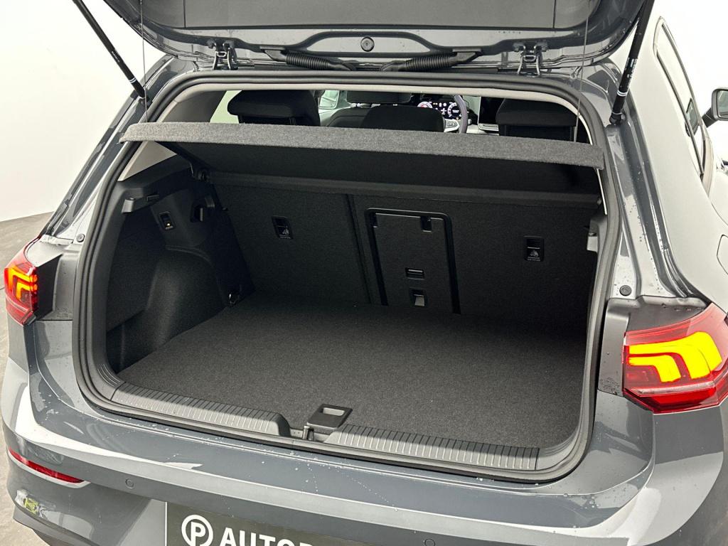 Volkswagen Golf life edition plug in hybride 204 pk