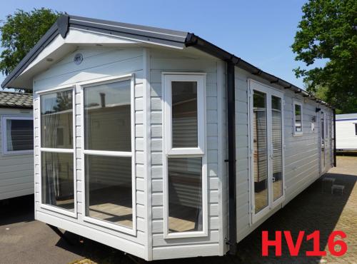 Betaalbaar LDN chalet met dubbel glas en centrale verwarming te koop