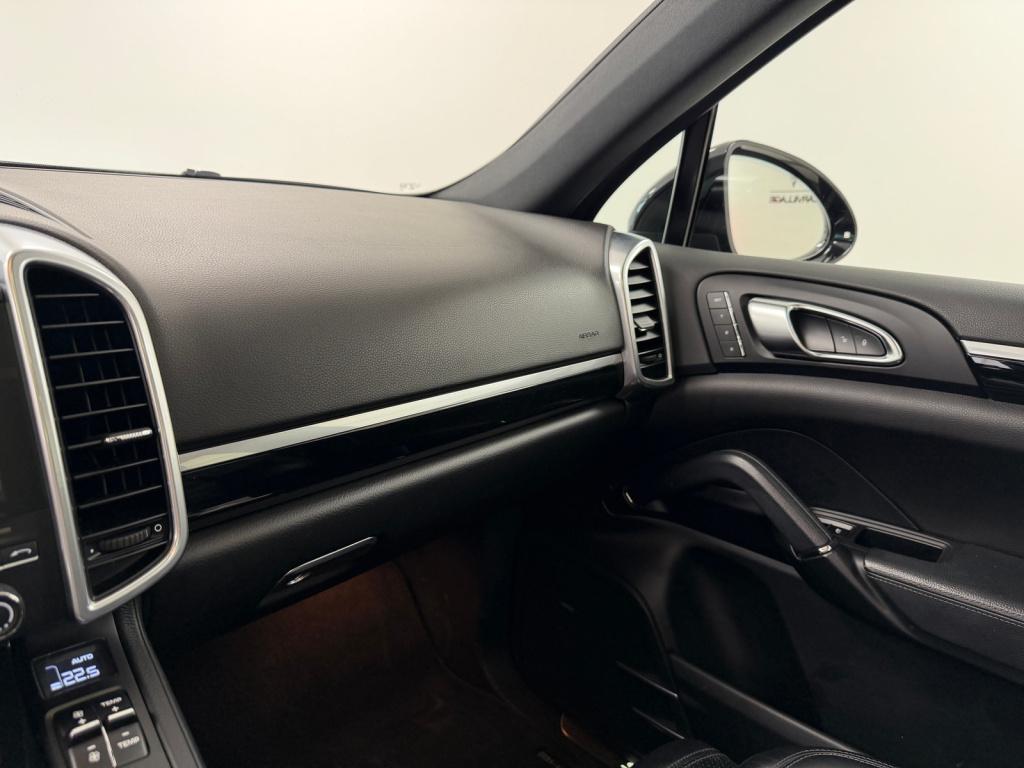 Porsche Cayenne 3.0 s e-hybrid platinum edition | dealer ond. | org. nl | l