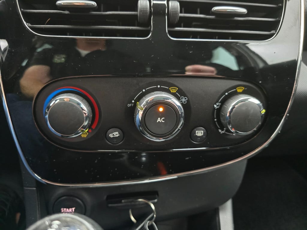 Renault Clio estate occasion kleine stationwagen met trekhaak | tweedehands