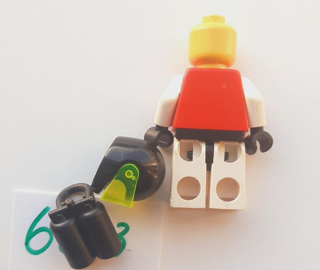 Lego Space M-Tron 6833: Beacon tracer.