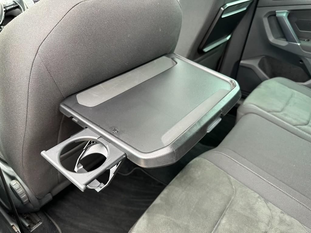 Volkswagen Tiguan 1.4 tsi act connected series r-line panoramadak trekhaak 