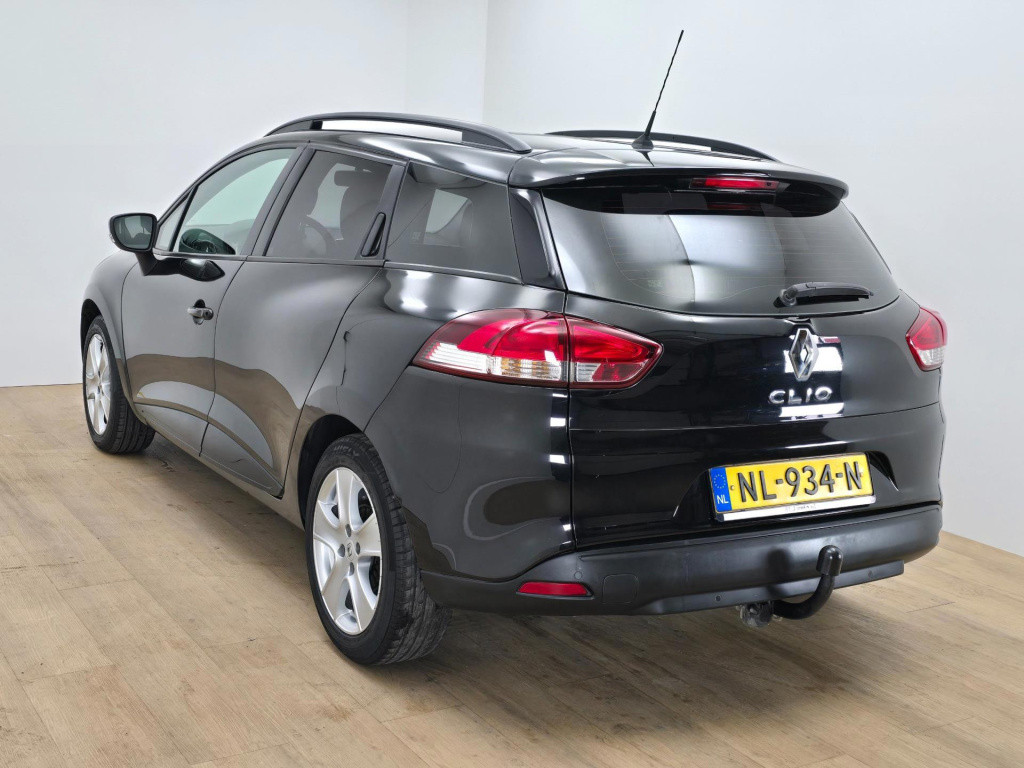 Renault Clio estate occasion automaat 1.2 met trekhaak en met cruisecontrol