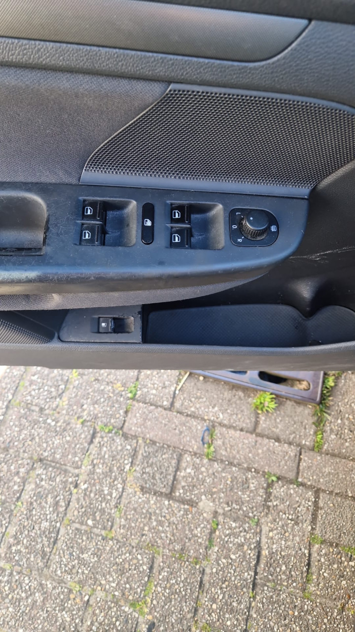 Volkswagen Golf 5 Nieuwe APK Airco Cruise Trekhaak