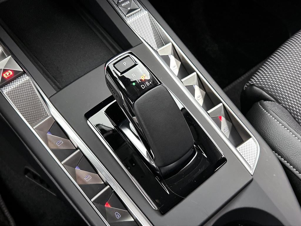 Ds Ds 3 e-tense bastille 54 kwh | camera | head-up display | stoelverwarmin