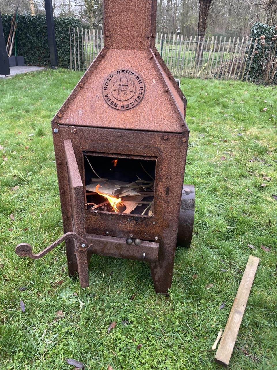 Tuinhaard , Reny Bijuga, cortenstaal