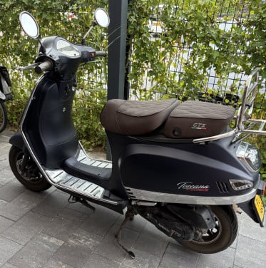 Scooter Toscane exclusief GTS