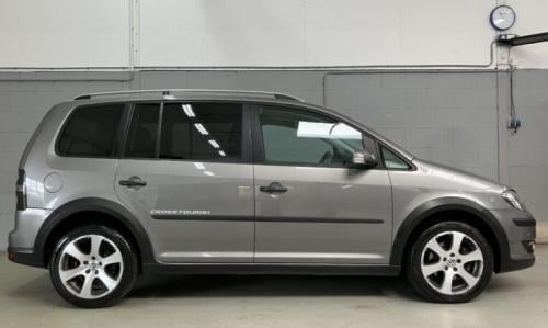 Volkswagen Cross Touran 1.4 TSi DSG Automaat