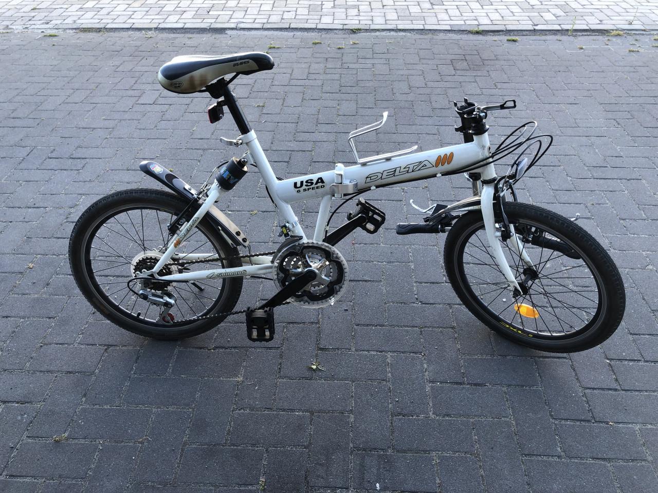 Te koop:  Vouwfiets met achtervering en 21 versnelling