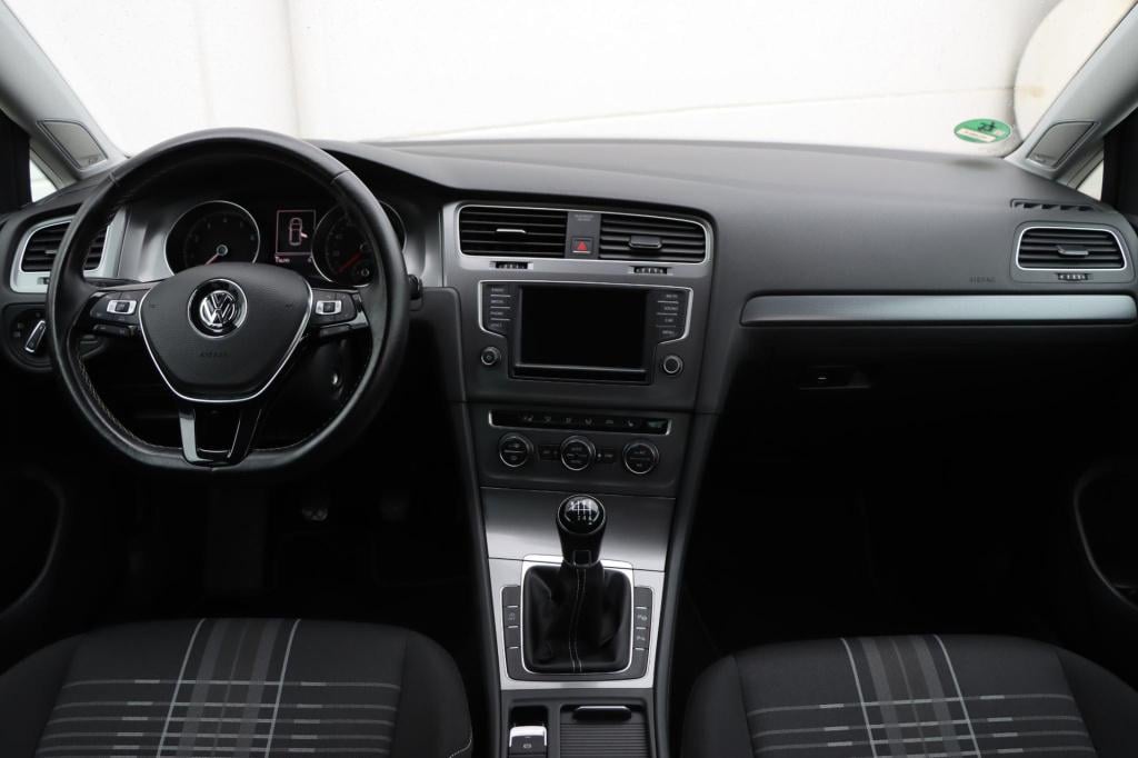 Volkswagen Golf 1.2 tsi connected series 110pk