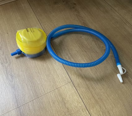 Nieuwe voetpomp