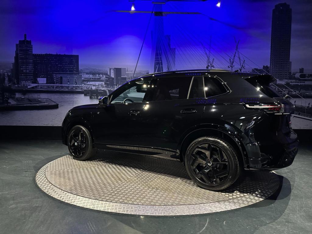 Volkswagen Tiguan 1.5 ehybrid r-line *pano*blackstyle*camera*