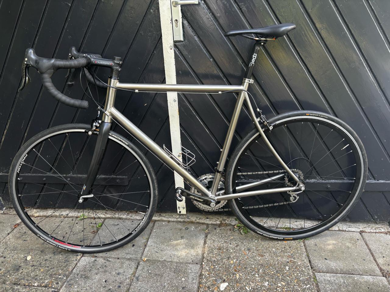 Titanium racefiets volledig Campagnolo