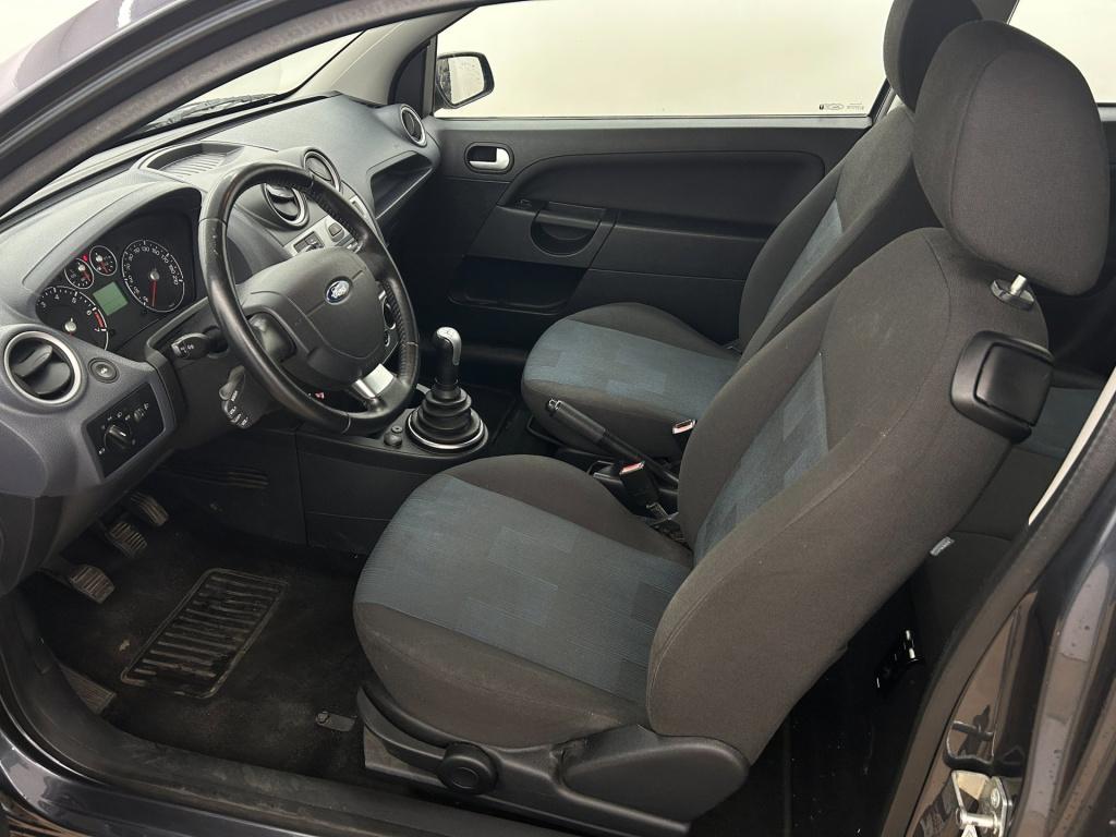 Ford Fiesta occasion 1.3-8v futura | grijs | tweedehands ford fiesta | airc