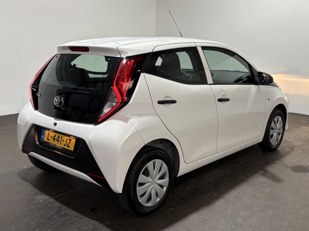 Toyota Aygo 1.0 vvt-i x-fun | airco |
