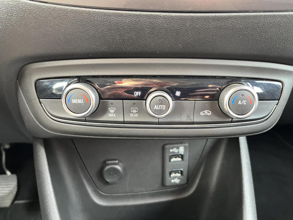 Opel Crossland X 1.2 turbo innovation | climate control | cruise control | 