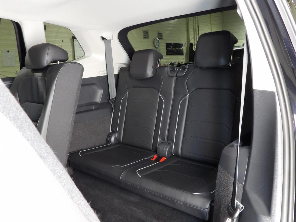 Volkswagen Tiguan 1.5 tsi 150pk dsg highline r-line 7-zits