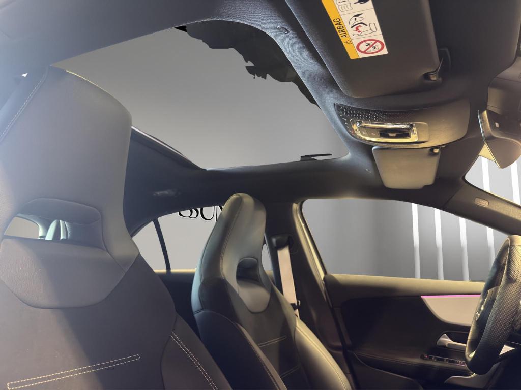 Mercedes-Benz A-Klasse 180 amg line | pano | sfeer | stoelverw. | camera | 