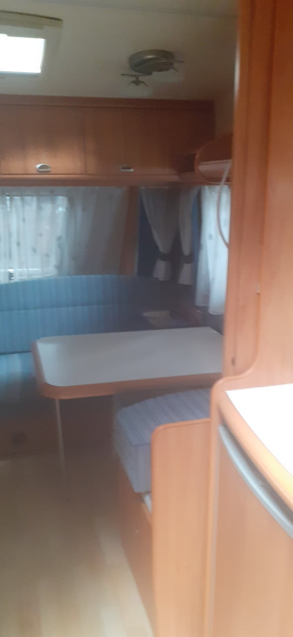 Caravan Hobby De Luxe 495 uit 2006