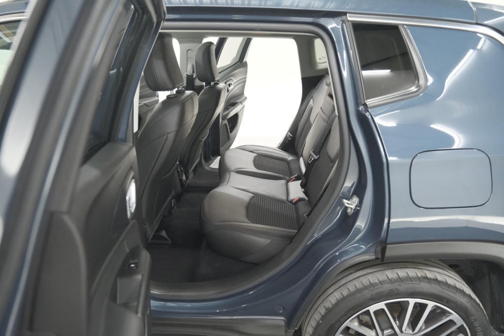 Jeep Compass 4xe 190 plug-in hybrid electric limited | elektrisch panoramad