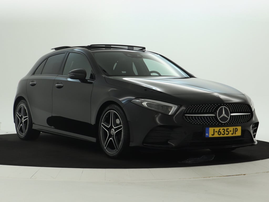 Mercedes-Benz A-Klasse 180 business solution amg | panoramadak | sfeerverli