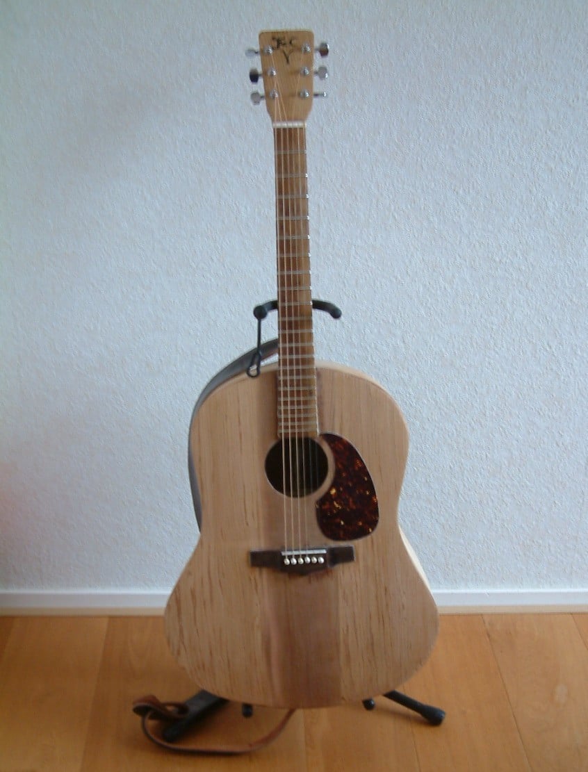 Western  Epiphone  -- en western jumbo