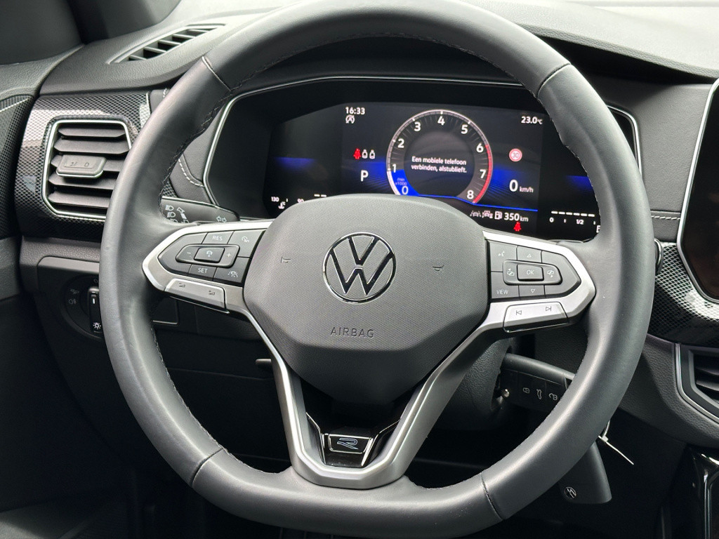 Volkswagen T-cross 1.5 tsi 150pk dsg r-line | camera | trekhaak | navi | iq