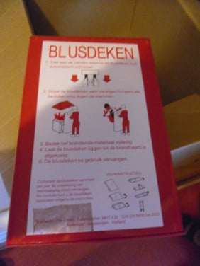 BLUSDEKEN NIEUW IN HARD CASE