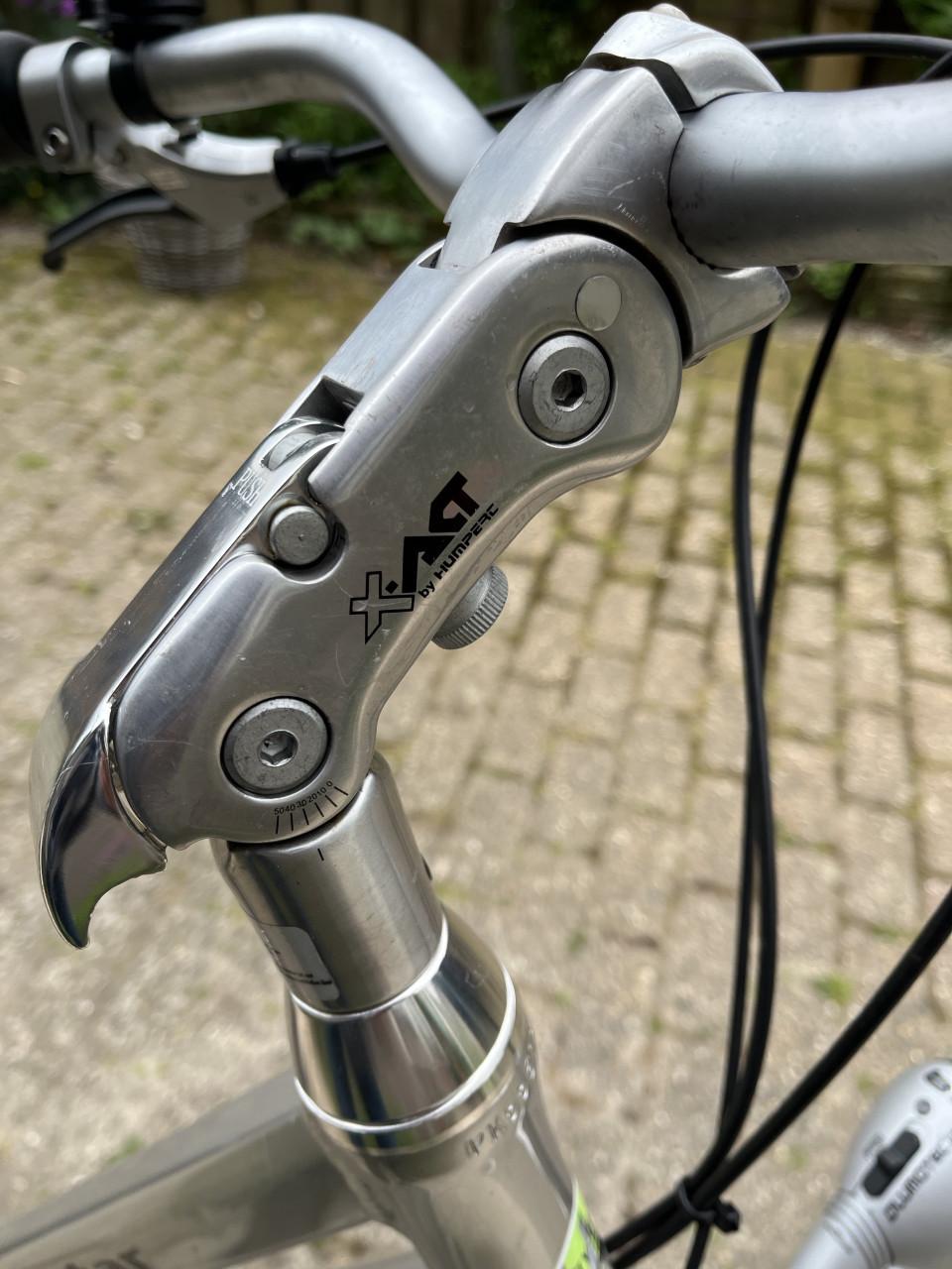 Dames fiets City Star 8 versn trom-rem verlichting Uit de Gazelle familie..