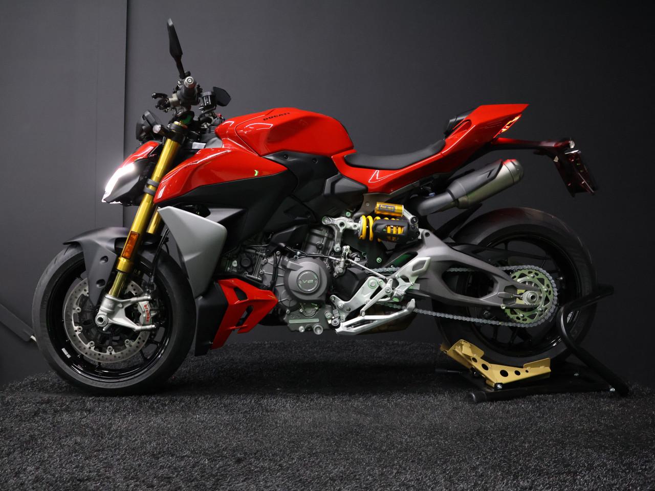 STREETFIGHTER V2 S | BTW Motor