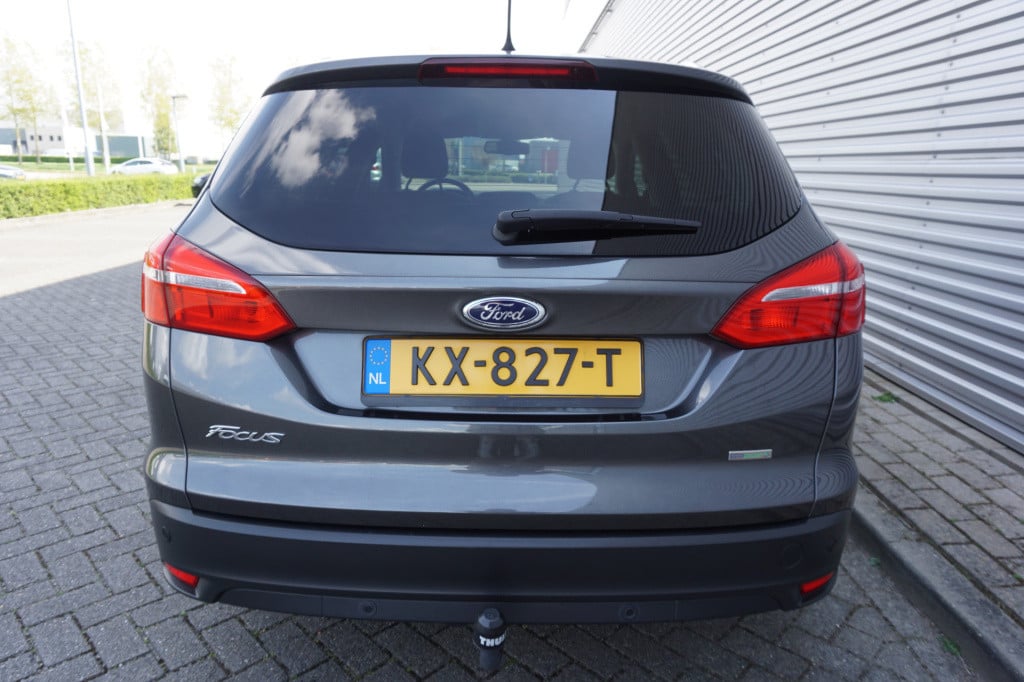 Ford Focus wagon 1.0 titanium climate / navi / stoelverw. / cruise / trekha