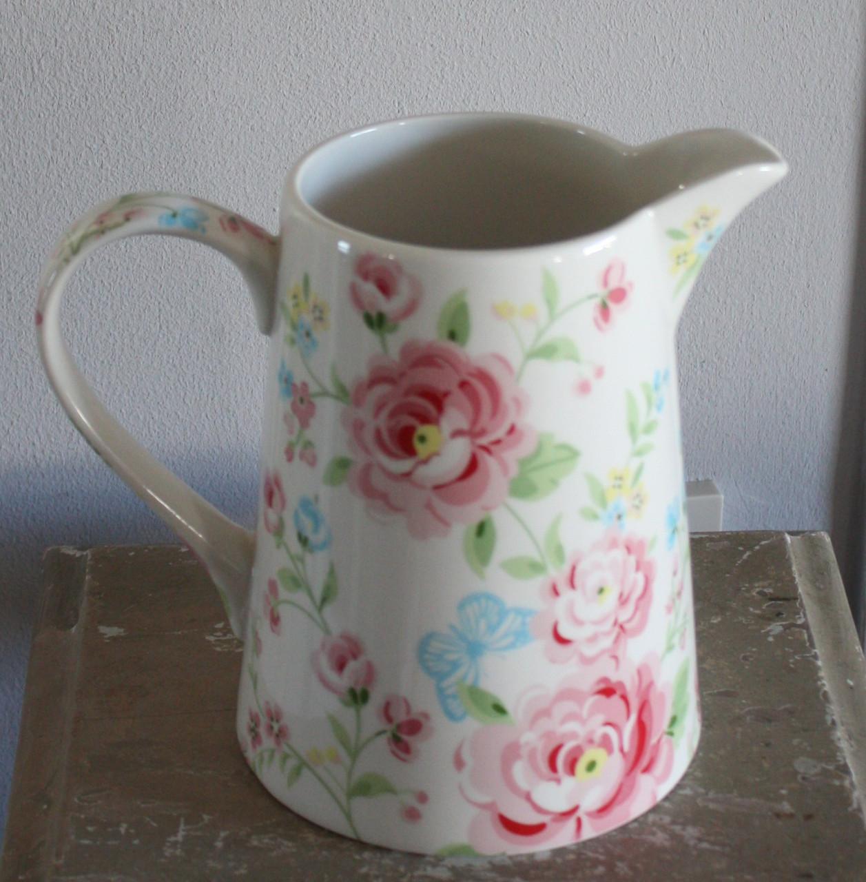 Gebloemde kan schenkkan