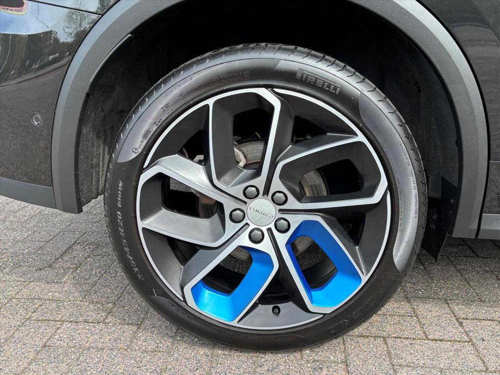 Lynk & Co 01 1.5td 261pk phev 7dcth|360gr camera|infinity sound| schuifdak|