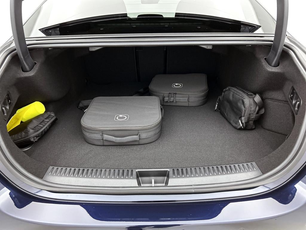 Mercedes-Benz E-Klasse 300 e sport edition |  premium pakket | rijassistent