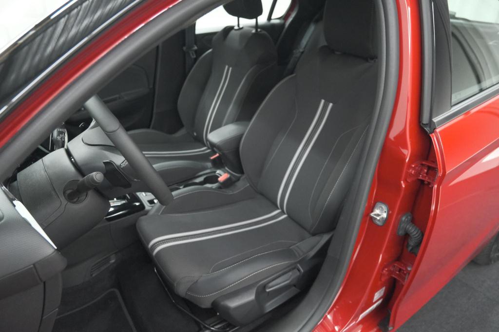 Opel Corsa 1.2 turbo 110 hybrid gs | adaptieve cruise control | dodehoekdet