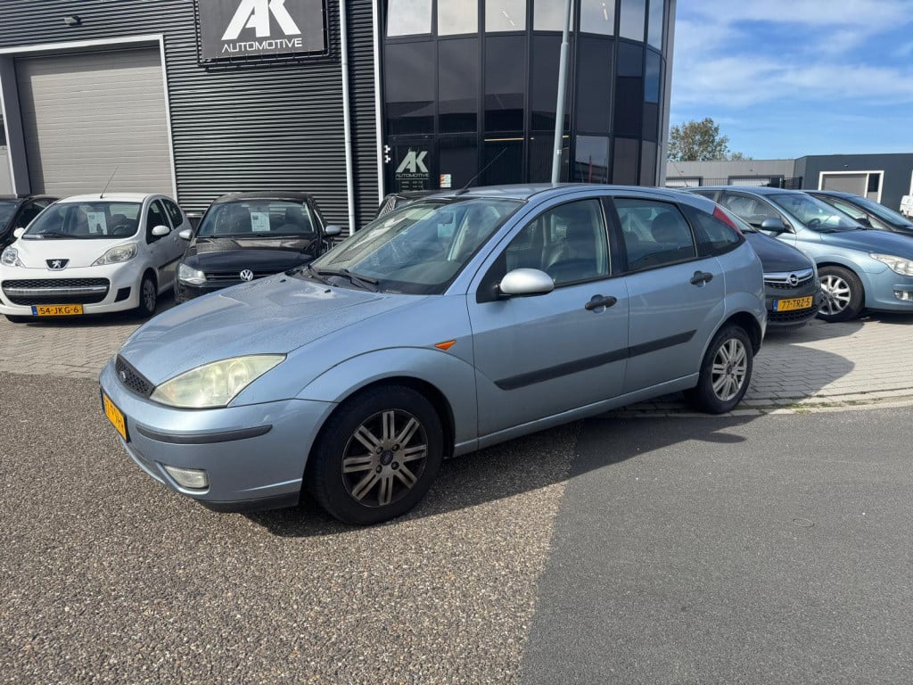 Ford Focus 1.6-16v futura/lees tekst/inruilkoopje/zo mee!/handel/export/