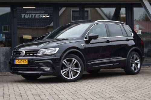 Volkswagen Tiguan 1.5 tsi act r-line | leder | pano | camera | virtual cock