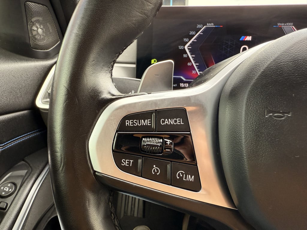 BMW 3-serie 330e | m-sport | harman kardon | pano | cruise | stoelverwarmin