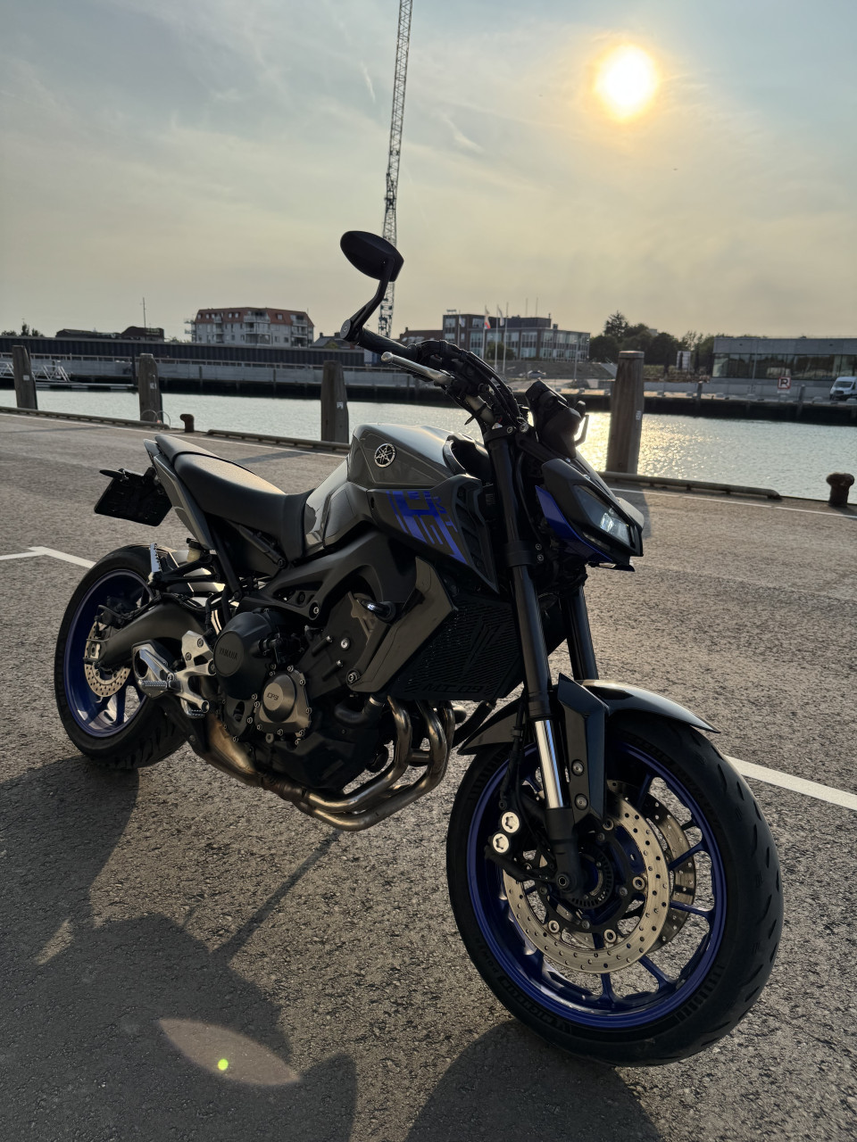 Yamaha MT-09, Vapor Grey, Quick Shifter,