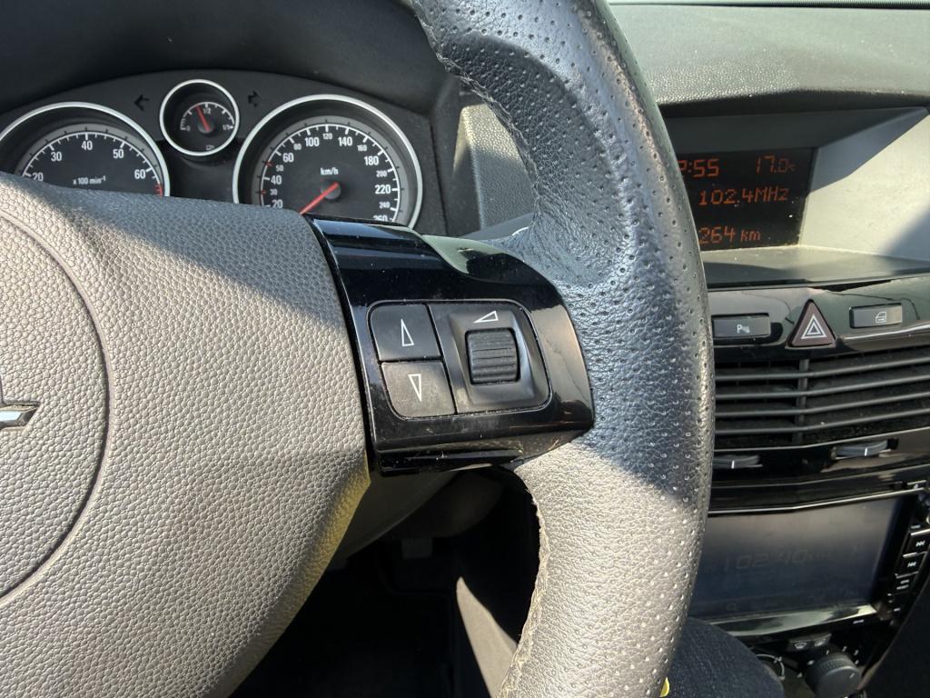 Opel Astra twintop 1.8 cosmo cabriolet