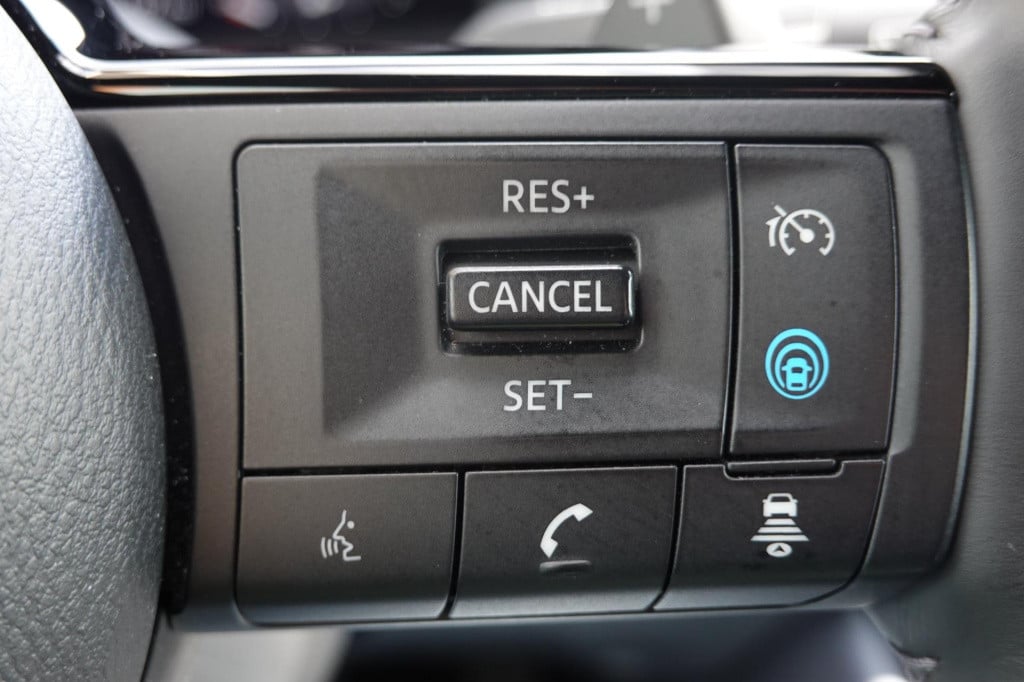 Nissan Qashqai 1.3 mhev xtronic tekna
