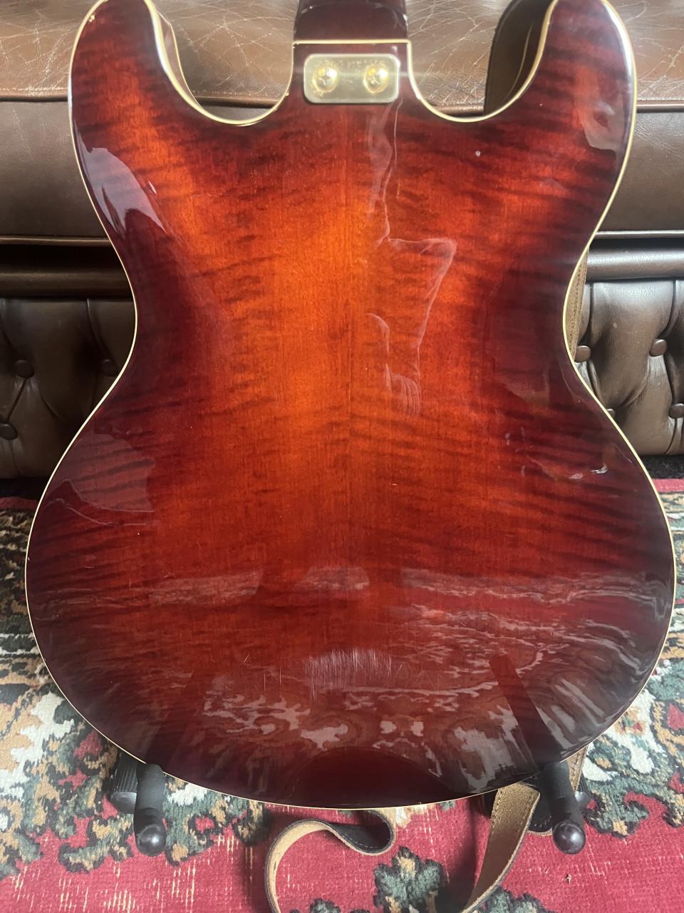 Aria Pro2 Semi hollow body TA-50-VS uit Japan bouwjaar 1985