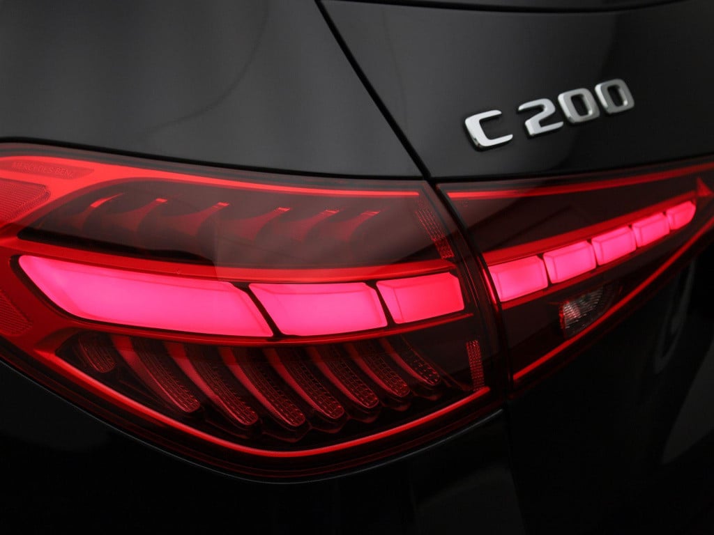Mercedes-Benz C-Klasse estate 200 launch edition amg line | automaat | pano