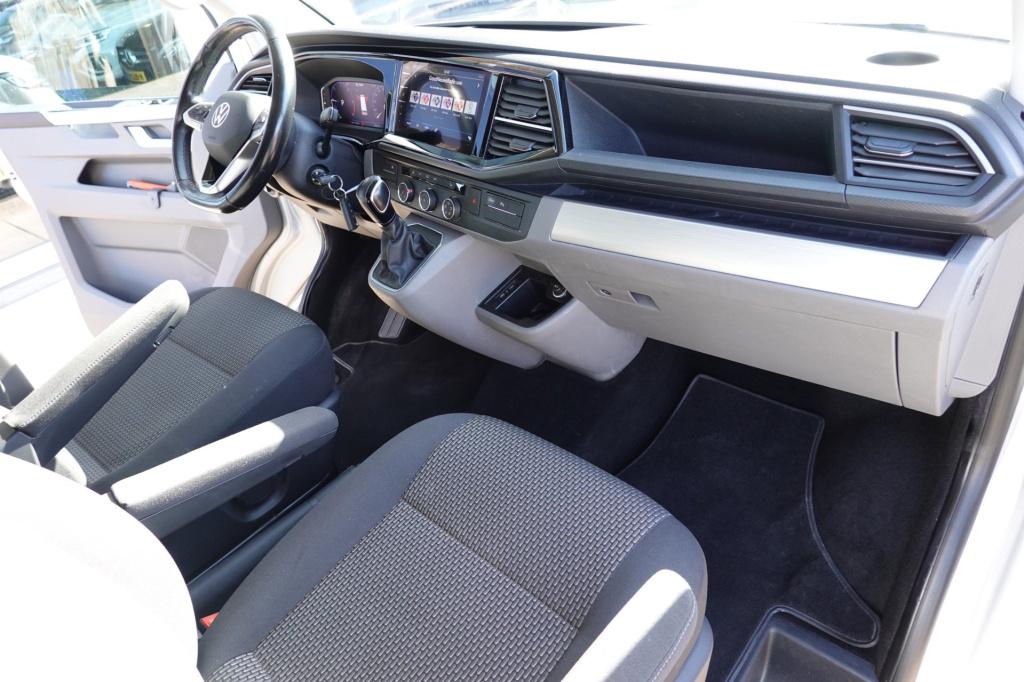 Volkswagen Transporter 2.0 tdi l2h1 30 dc 150-pk automaat bulli